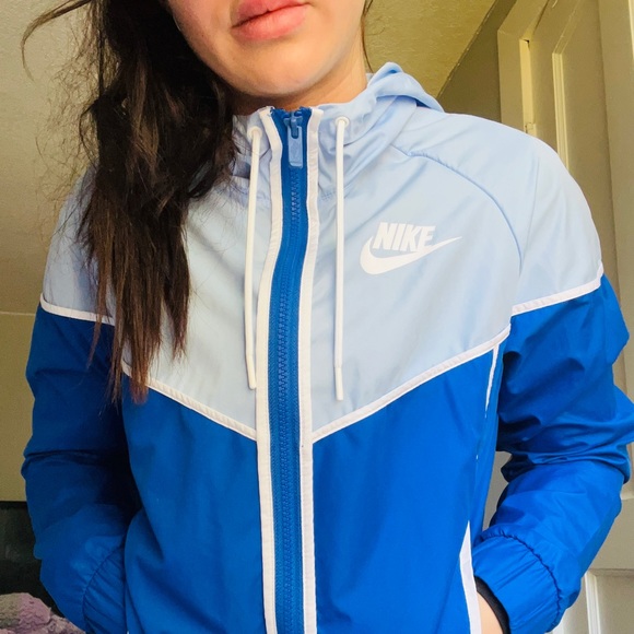 Nike Jacket - Picture 3 of 4
